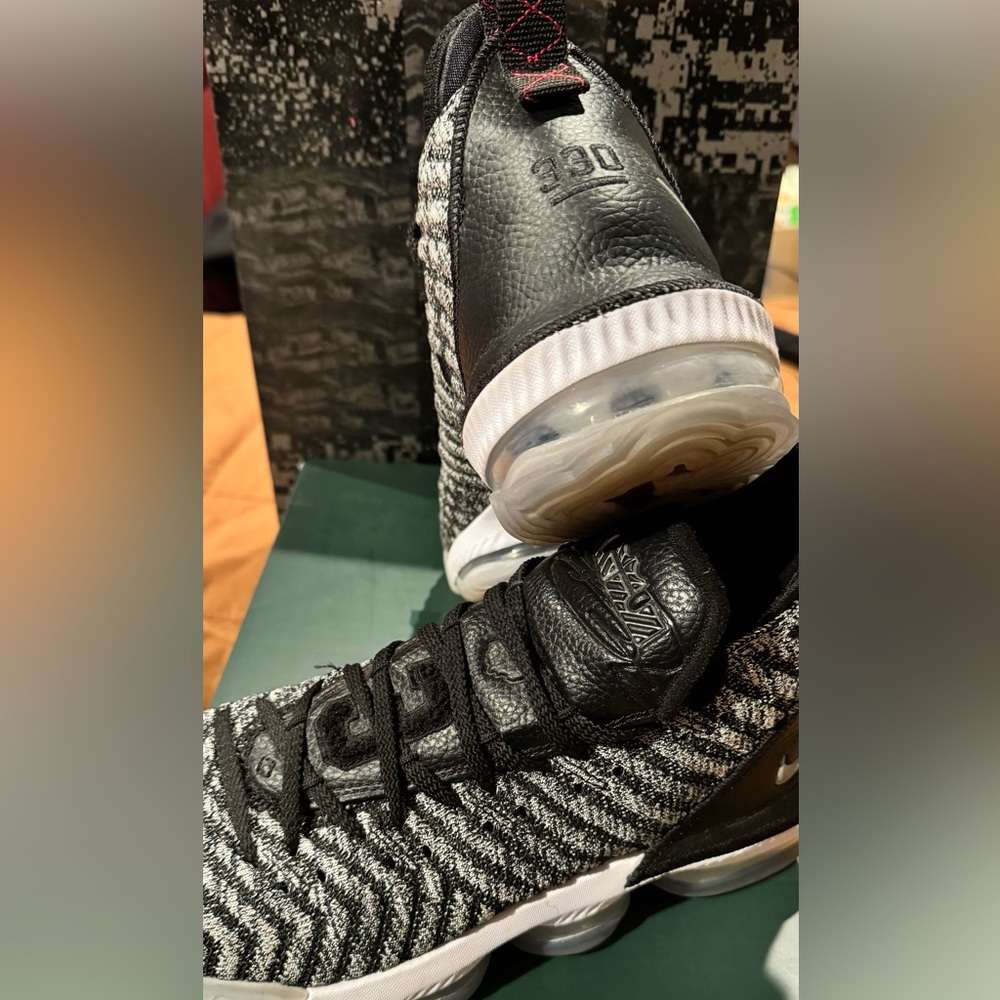 Lebron 16 Oreos, black metallic silver and white.